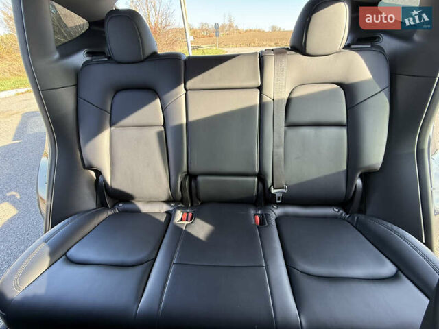 Серый Тесла Model Y, объемом двигателя 0 л и пробегом 44 тыс. км за 26000 $, фото 49 на Automoto.ua