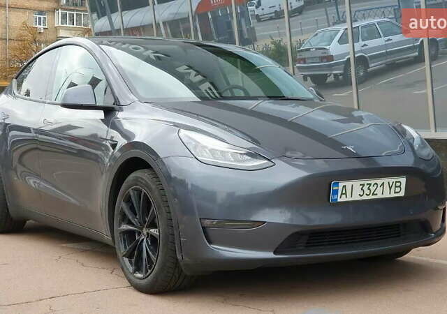 Серый Тесла Model Y, объемом двигателя 0 л и пробегом 84 тыс. км за 24999 $, фото 11 на Automoto.ua