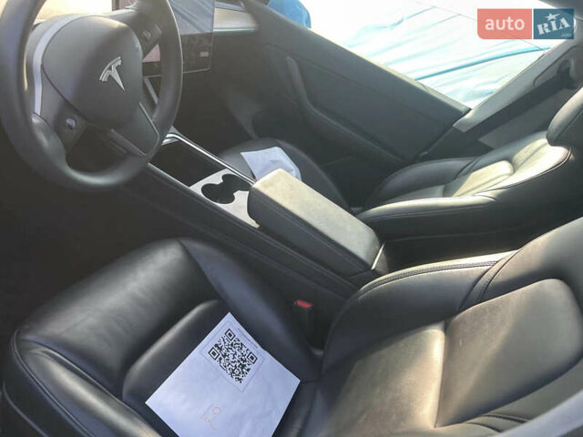 Серый Тесла Model Y, объемом двигателя 0 л и пробегом 81 тыс. км за 17500 $, фото 26 на Automoto.ua