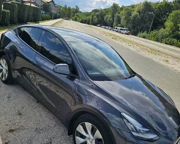 Сірий Тесла Model Y, об'ємом двигуна 0 л та пробігом 87 тис. км за 27000 $, фото 1 на Automoto.ua