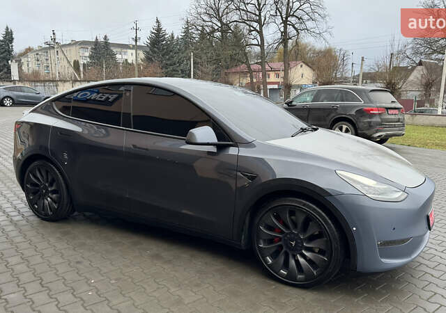 Серый Тесла Model Y, объемом двигателя 0 л и пробегом 138 тыс. км за 20200 $, фото 7 на Automoto.ua