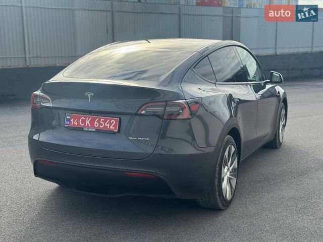 Серый Тесла Model Y, объемом двигателя 0 л и пробегом 110 тыс. км за 22000 $, фото 4 на Automoto.ua