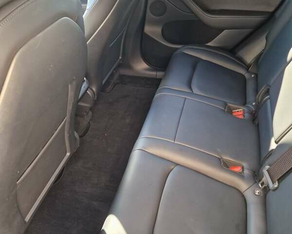 Сірий Тесла Model Y, об'ємом двигуна 0 л та пробігом 80 тис. км за 27700 $, фото 13 на Automoto.ua