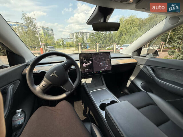 Серый Тесла Model Y, объемом двигателя 0 л и пробегом 60 тыс. км за 25200 $, фото 12 на Automoto.ua