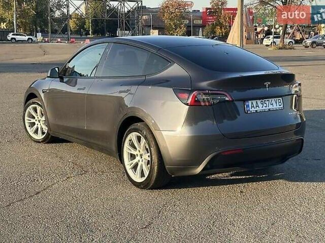 Сірий Тесла Model Y, об'ємом двигуна 0 л та пробігом 69 тис. км за 21900 $, фото 6 на Automoto.ua