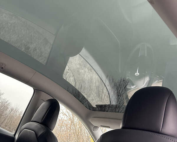 Сірий Тесла Model Y, об'ємом двигуна 0 л та пробігом 91 тис. км за 23400 $, фото 71 на Automoto.ua