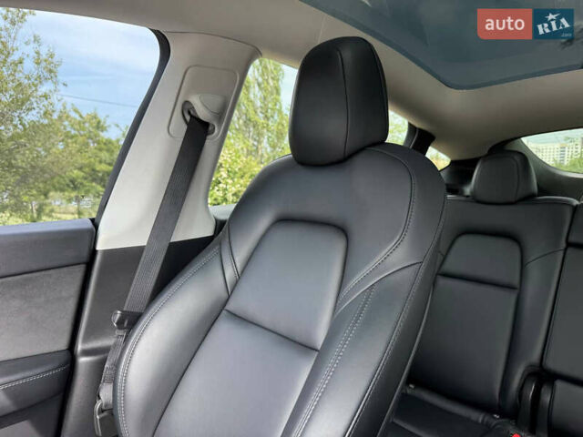 Серый Тесла Model Y, объемом двигателя 0 л и пробегом 91 тыс. км за 26500 $, фото 59 на Automoto.ua