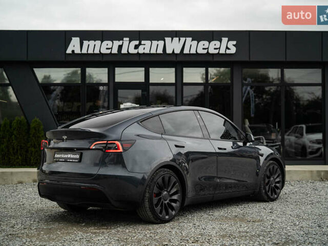 Серый Тесла Model Y, объемом двигателя 0 л и пробегом 122 тыс. км за 25400 $, фото 4 на Automoto.ua