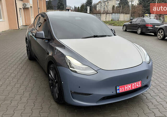 Серый Тесла Model Y, объемом двигателя 0 л и пробегом 138 тыс. км за 20200 $, фото 5 на Automoto.ua