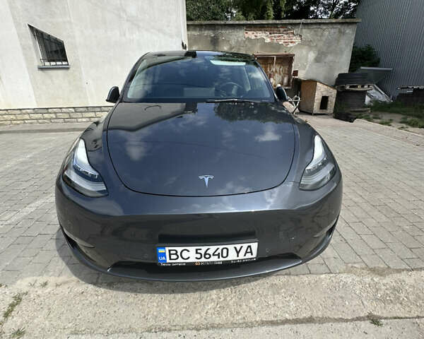 Серый Тесла Model Y, объемом двигателя 0 л и пробегом 55 тыс. км за 29000 $, фото 5 на Automoto.ua