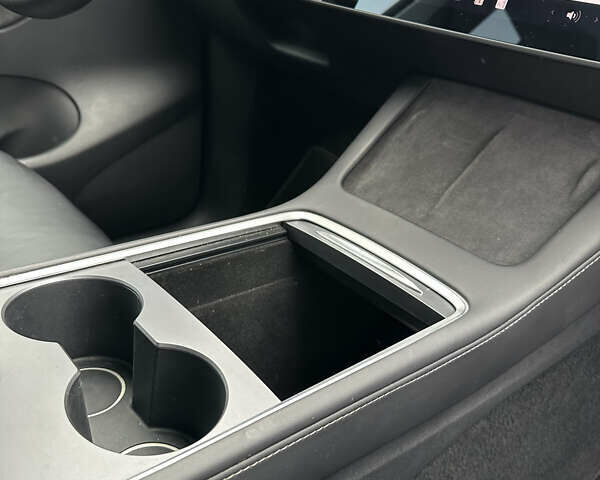 Сірий Тесла Model Y, об'ємом двигуна 0 л та пробігом 91 тис. км за 23400 $, фото 65 на Automoto.ua