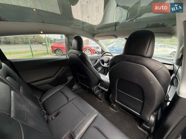 Серый Тесла Model Y, объемом двигателя 0 л и пробегом 102 тыс. км за 18200 $, фото 10 на Automoto.ua