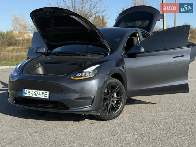 Серый Тесла Model Y, объемом двигателя 0 л и пробегом 44 тыс. км за 26000 $, фото 23 на Automoto.ua