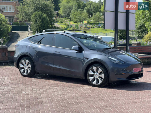 Серый Тесла Model Y, объемом двигателя 0 л и пробегом 96 тыс. км за 22900 $, фото 2 на Automoto.ua