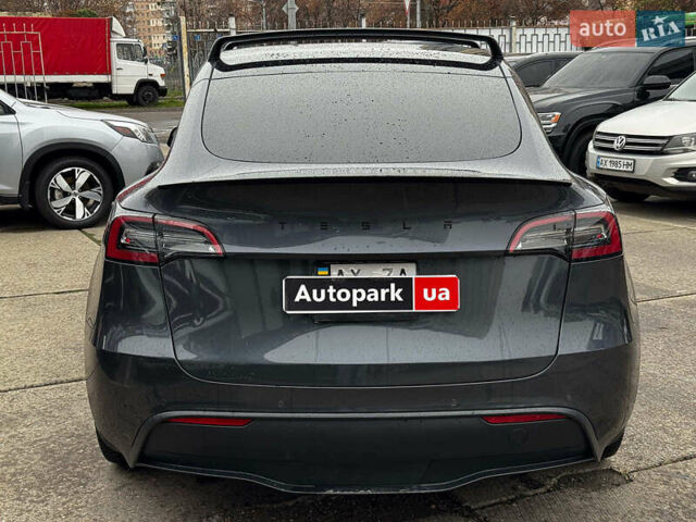 Серый Тесла Model Y, объемом двигателя 0 л и пробегом 98 тыс. км за 29490 $, фото 4 на Automoto.ua