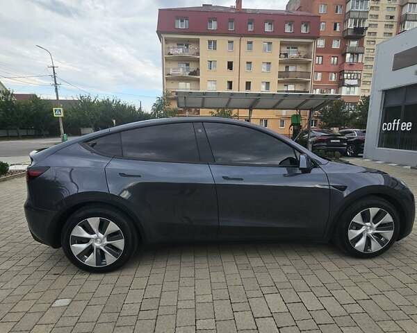 Тесла Model Y 2021 в Мукачеве на Automoto.ua Серый Тесла Model Y, объемом двигателя 0 л и пробегом 62 тыс. км за 26950 $, фото 6 на Automoto.ua