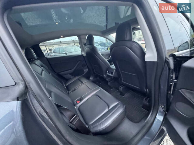 Серый Тесла Model Y, объемом двигателя 0 л и пробегом 107 тыс. км за 23999 $, фото 40 на Automoto.ua