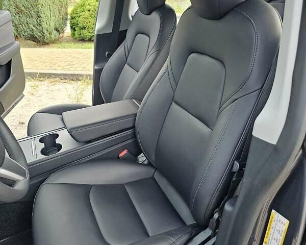 Сірий Тесла Model Y, об'ємом двигуна 0 л та пробігом 87 тис. км за 27000 $, фото 21 на Automoto.ua