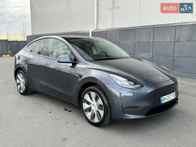 Серый Тесла Model Y, объемом двигателя 0 л и пробегом 38 тыс. км за 28900 $, фото 58 на Automoto.ua