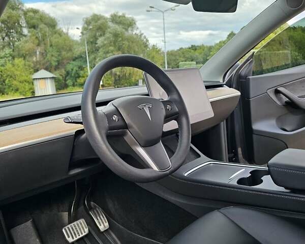 Сірий Тесла Model Y, об'ємом двигуна 0 л та пробігом 87 тис. км за 27000 $, фото 20 на Automoto.ua
