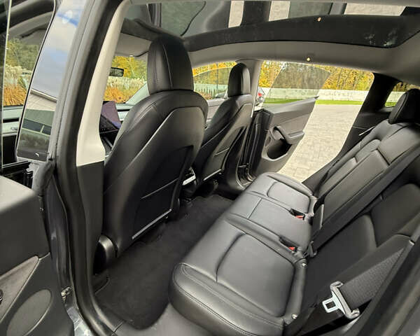 Сірий Тесла Model Y, об'ємом двигуна 0 л та пробігом 110 тис. км за 30000 $, фото 16 на Automoto.ua