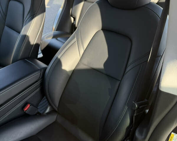 Серый Тесла Model Y, объемом двигателя 0 л и пробегом 44 тыс. км за 26000 $, фото 47 на Automoto.ua