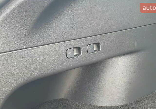 Серый Тесла Model Y, объемом двигателя 0 л и пробегом 84 тыс. км за 24999 $, фото 19 на Automoto.ua