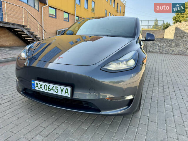 Серый Тесла Model Y, объемом двигателя 0 л и пробегом 107 тыс. км за 29800 $, фото 3 на Automoto.ua