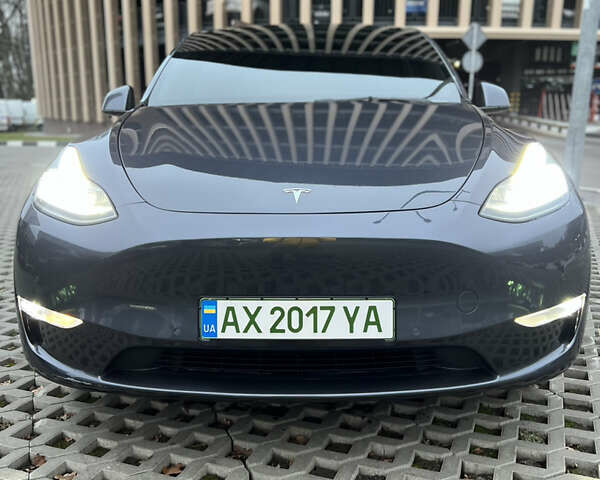 Серый Тесла Model Y, объемом двигателя 0 л и пробегом 22 тыс. км за 26900 $, фото 11 на Automoto.ua