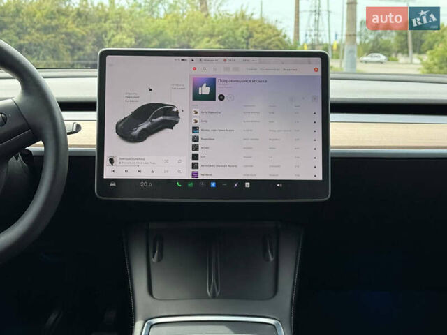 Серый Тесла Model Y, объемом двигателя 0 л и пробегом 91 тыс. км за 26500 $, фото 40 на Automoto.ua