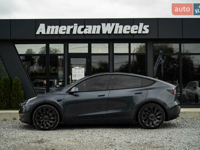 Серый Тесла Model Y, объемом двигателя 0 л и пробегом 122 тыс. км за 25400 $, фото 3 на Automoto.ua