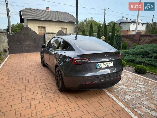Серый Тесла Model Y, объемом двигателя 0 л и пробегом 100 тыс. км за 25500 $, фото 4 на Automoto.ua
