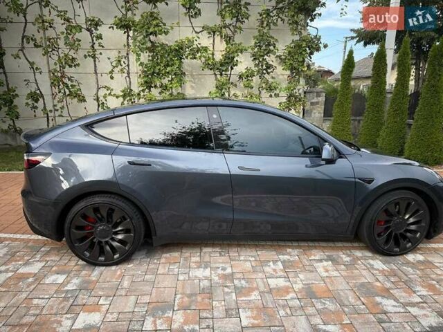 Серый Тесла Model Y, объемом двигателя 0 л и пробегом 100 тыс. км за 25500 $, фото 8 на Automoto.ua