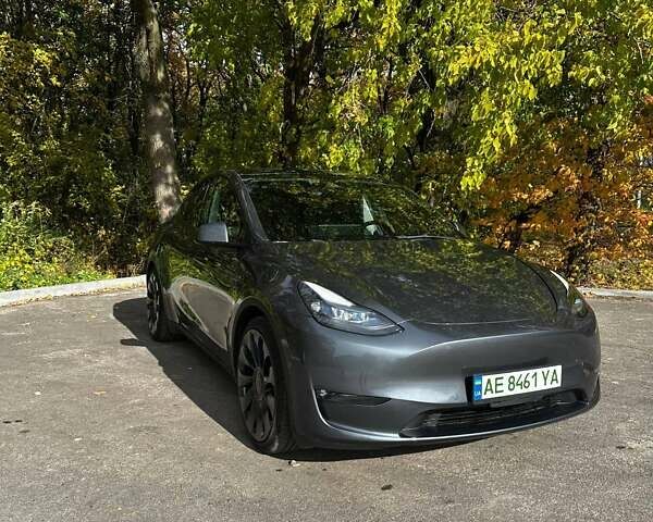 Тесла Model Y 2021 в Каменское - Днепродзержинск на Automoto.ua Серый Тесла Model Y, объемом двигателя 0 л и пробегом 62 тыс. км за 29000 $, фото 4 на Automoto.ua