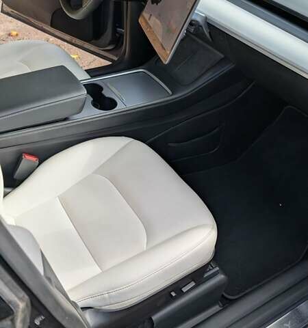 Сірий Тесла Model Y, об'ємом двигуна 0 л та пробігом 152 тис. км за 21000 $, фото 52 на Automoto.ua