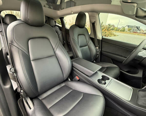 Сірий Тесла Model Y, об'ємом двигуна 0 л та пробігом 110 тис. км за 30000 $, фото 11 на Automoto.ua