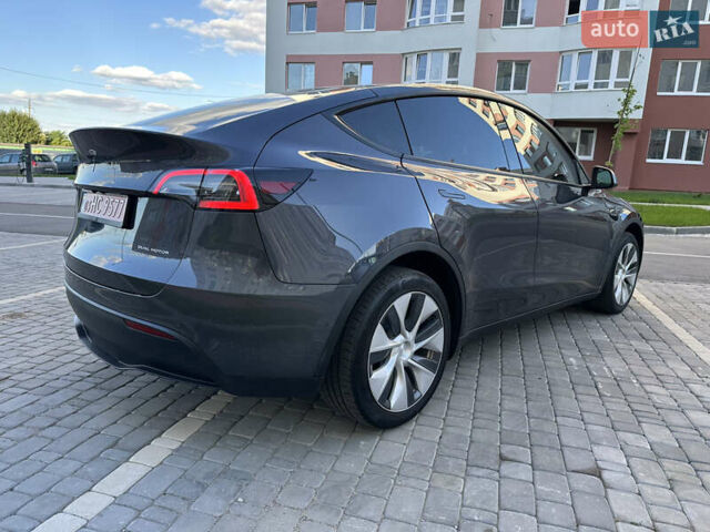 Сірий Тесла Model Y, об'ємом двигуна 0 л та пробігом 52 тис. км за 23499 $, фото 9 на Automoto.ua