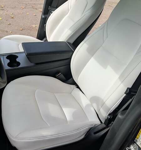 Сірий Тесла Model Y, об'ємом двигуна 0 л та пробігом 152 тис. км за 21000 $, фото 47 на Automoto.ua