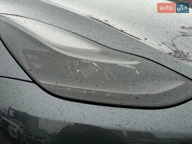 Серый Тесла Model Y, объемом двигателя 0 л и пробегом 98 тыс. км за 29490 $, фото 8 на Automoto.ua