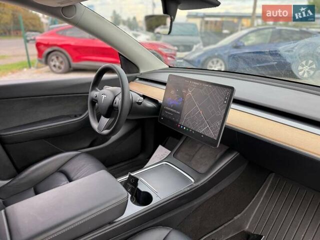 Серый Тесла Model Y, объемом двигателя 0 л и пробегом 102 тыс. км за 18200 $, фото 13 на Automoto.ua