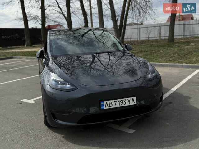 Сірий Тесла Model Y, об'ємом двигуна 0 л та пробігом 96 тис. км за 27500 $, фото 3 на Automoto.ua