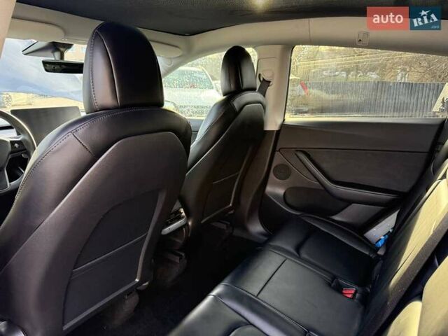 Сірий Тесла Model Y, об'ємом двигуна 0 л та пробігом 180 тис. км за 16900 $, фото 12 на Automoto.ua