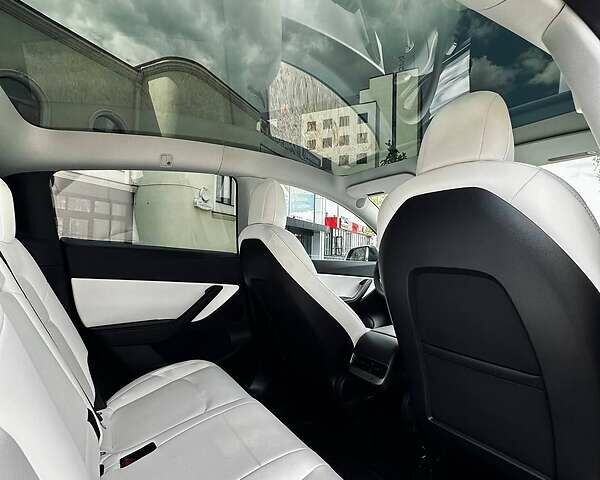 Сірий Тесла Model Y, об'ємом двигуна 0 л та пробігом 34 тис. км за 53000 $, фото 6 на Automoto.ua