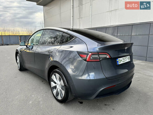 Серый Тесла Model Y, объемом двигателя 0 л и пробегом 33 тыс. км за 23999 $, фото 46 на Automoto.ua