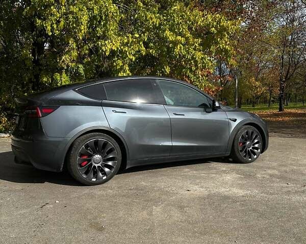 Тесла Model Y 2021 в Каменское - Днепродзержинск на Automoto.ua Серый Тесла Model Y, объемом двигателя 0 л и пробегом 62 тыс. км за 29000 $, фото 14 на Automoto.ua