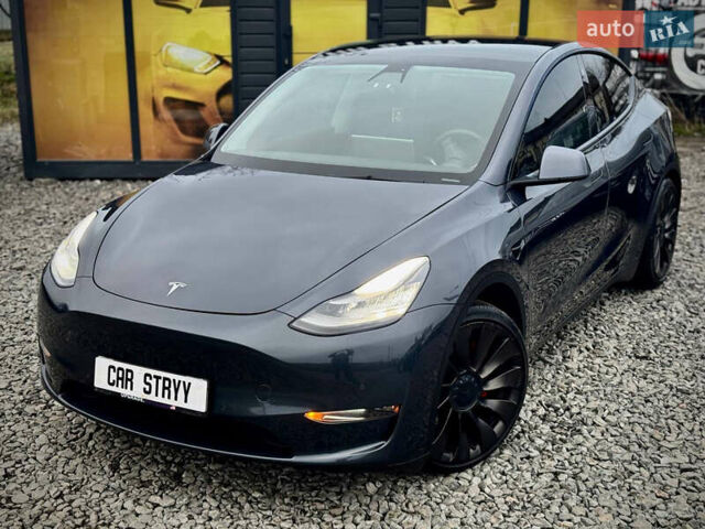 Серый Тесла Model Y, объемом двигателя 0 л и пробегом 107 тыс. км за 23999 $, фото 13 на Automoto.ua