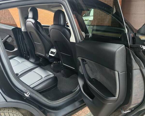 Сірий Тесла Model Y, об'ємом двигуна 0 л та пробігом 87 тис. км за 33000 $, фото 15 на Automoto.ua