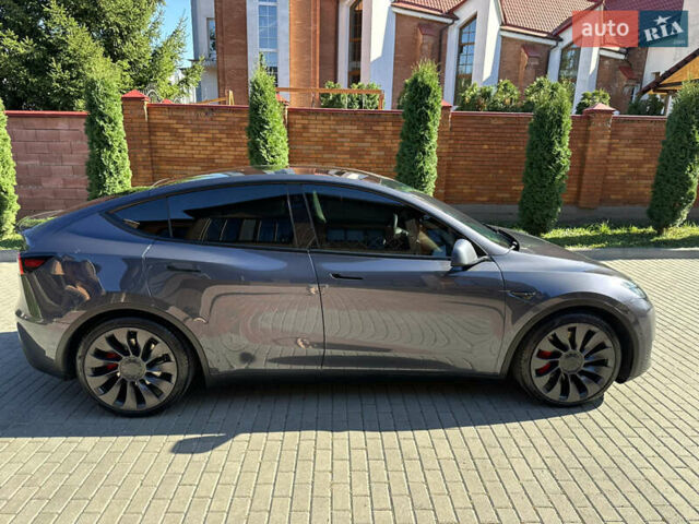 Сірий Тесла Model Y, об'ємом двигуна 0 л та пробігом 97 тис. км за 23900 $, фото 13 на Automoto.ua