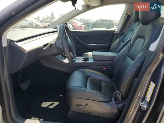 Сірий Тесла Model Y, об'ємом двигуна 0 л та пробігом 99 тис. км за 18900 $, фото 10 на Automoto.ua