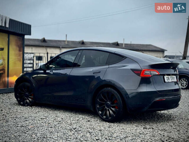 Серый Тесла Model Y, объемом двигателя 0 л и пробегом 107 тыс. км за 23999 $, фото 25 на Automoto.ua